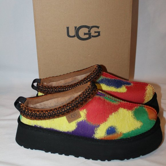 NIB UGG TAZZ‎ PRIDEPOP PLATFORM SHEARLING LINED SLIPPERS - Picture 1 of 8